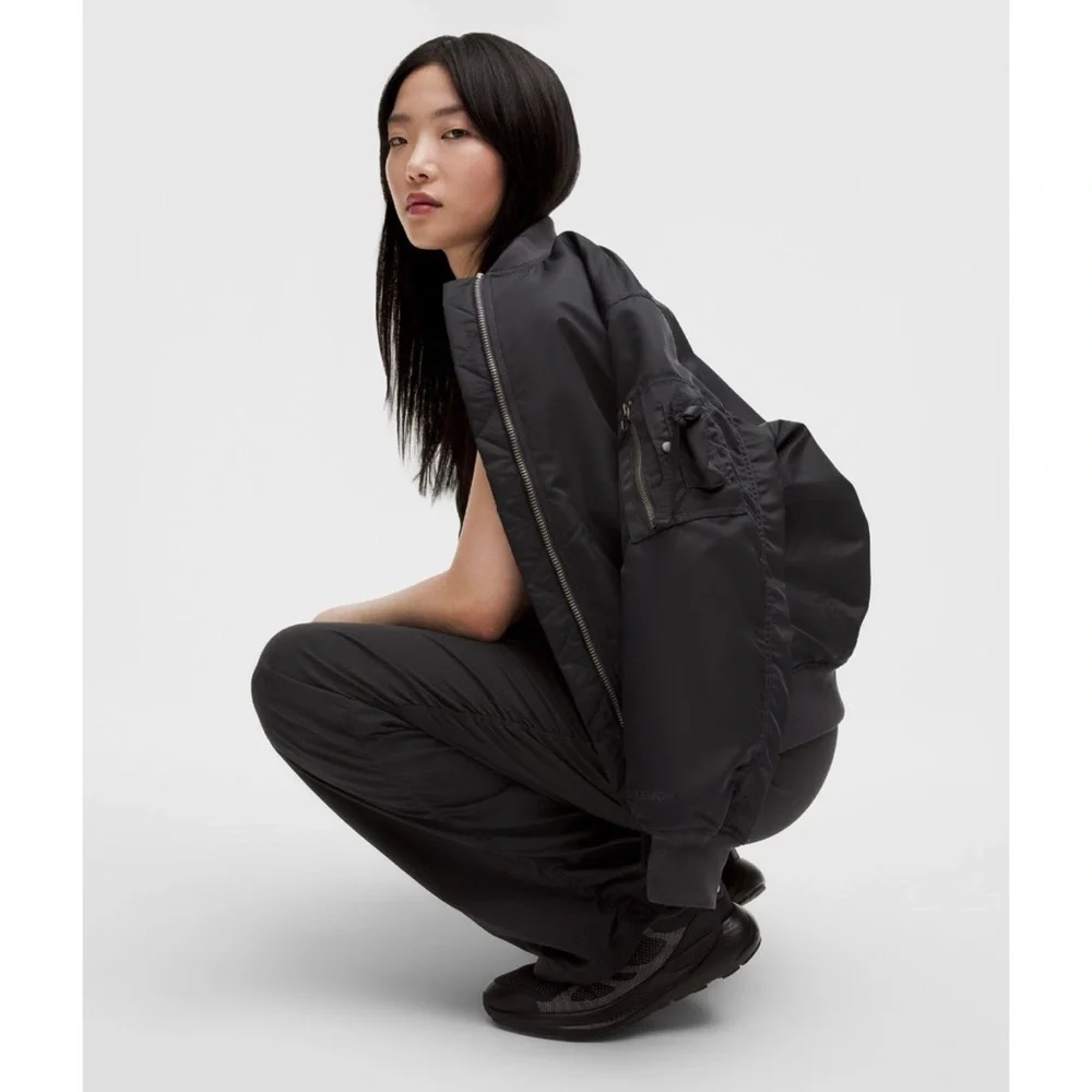 NWT Lululemon Dance Studio Slim-Fit High-Rise Flared Pant Black Small